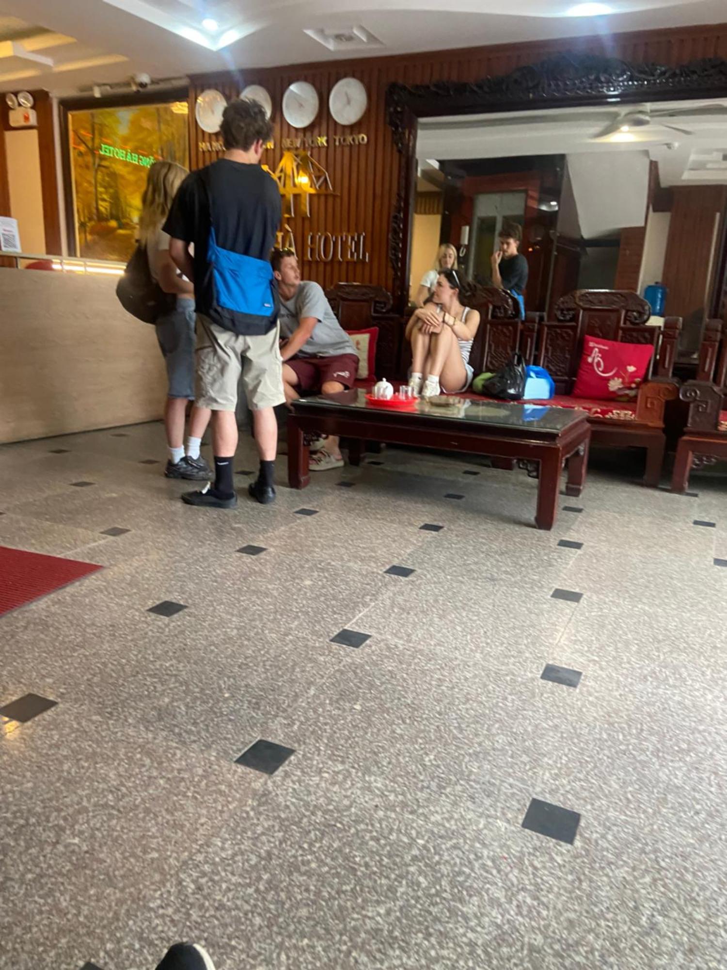 Hong Ha Airport Hotel Thach Loi Bagian luar foto